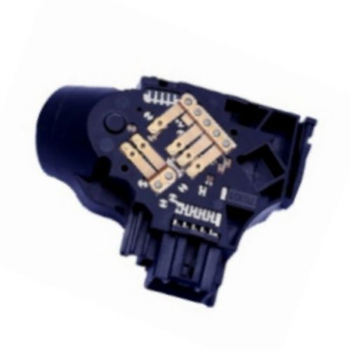 不同的五金，噴涂絲印加工會有不同的效果